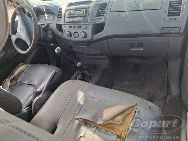2013 TOYOTA HILUX CS 