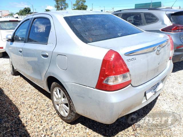 2017 TOYOTA ETIOS SEDA 