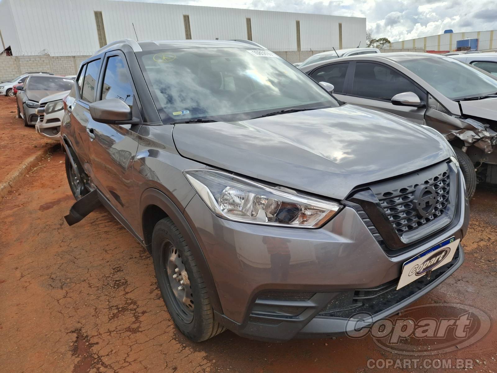 NISSAN KICKS 2020