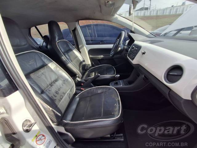2015 VOLKSWAGEN UP 