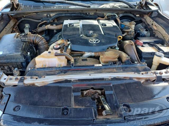 2025 TOYOTA HILUX CD 