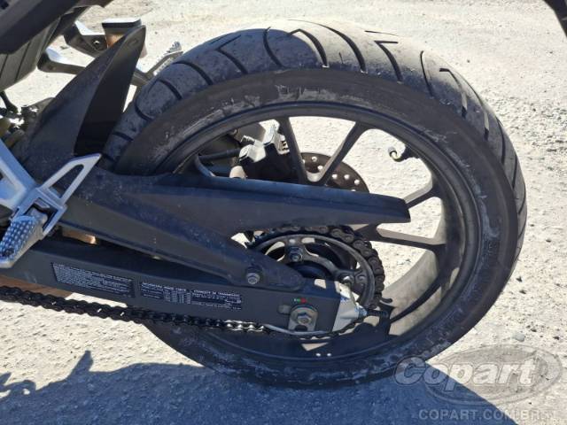 2023 HONDA CB 300F 