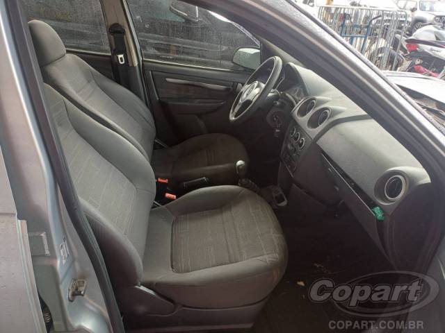 2011 CHEVROLET PRISMA 