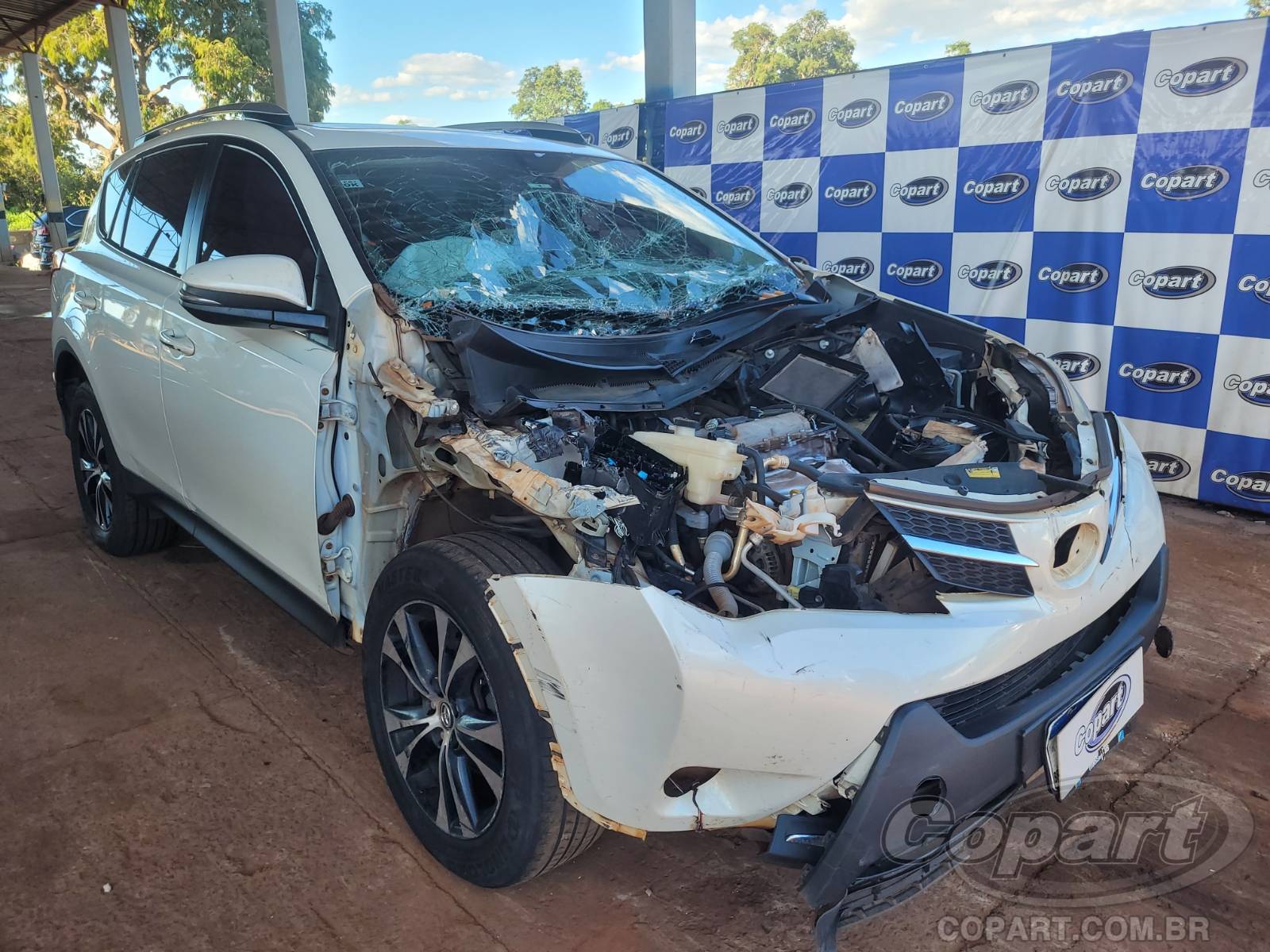 Veículo Toyota RAV4 Toyota RAV4 4WD 2.5 16V Dual VVTi 2014 2014 em leilão