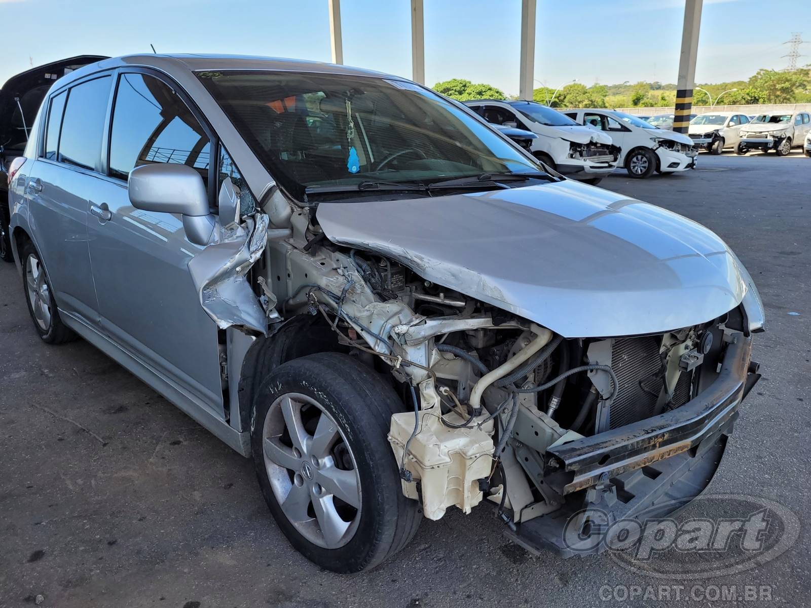 Veículo Nissan Tiida Nissan Tiida SL 1.8 16V 2012 2012 em leilão