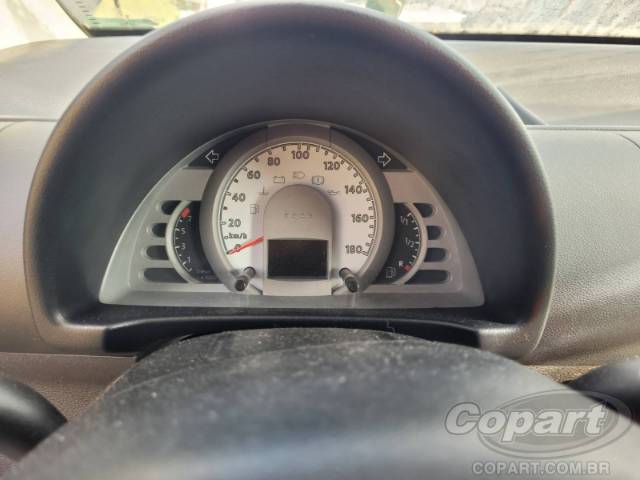 2009 VOLKSWAGEN FOX 