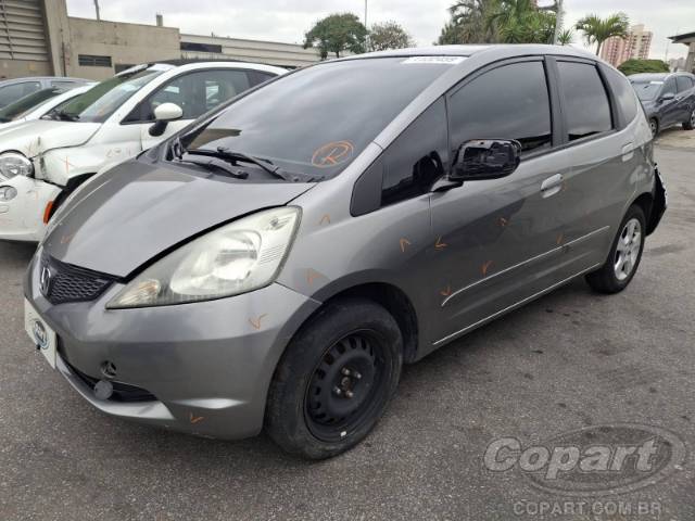 2010 HONDA FIT 