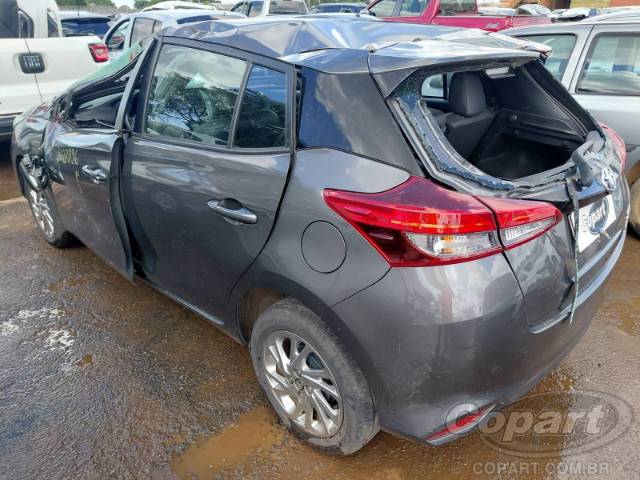 2023 TOYOTA YARIS 