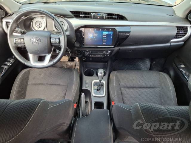 2024 TOYOTA HILUX CD 