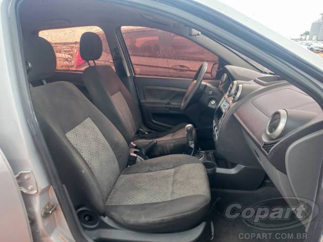 2014 FORD FIESTA 