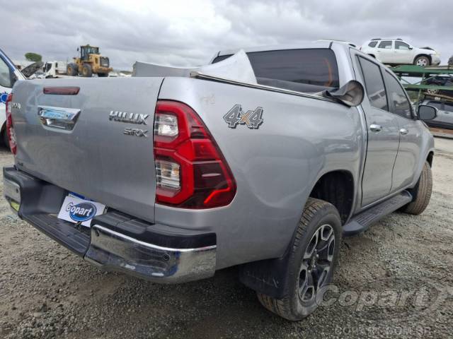 2023 TOYOTA HILUX CD 