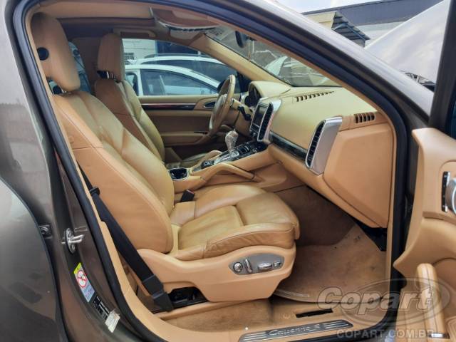 2012 PORSCHE CAYENNE 