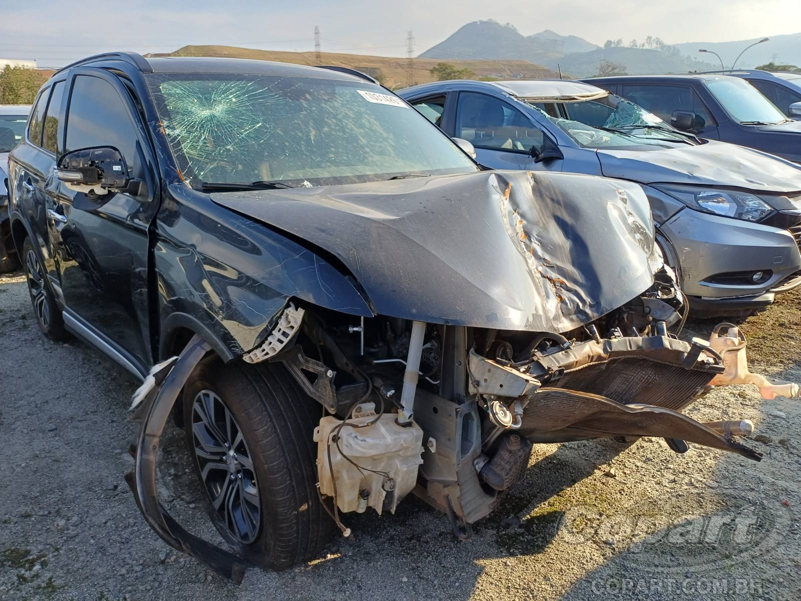 Veículo Mitsubishi Outlander MITSUBISHI OUTLANDER AWD 2.2 16V DI-D Turbo 2015 2016 em leilão