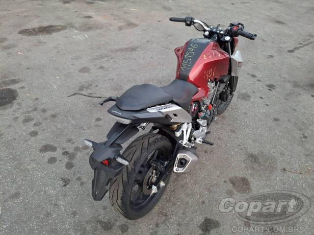 2026 HONDA CB 300F 