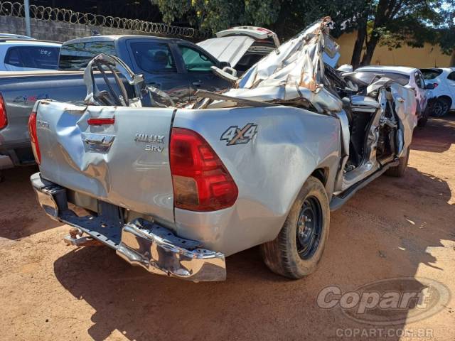 2017 TOYOTA HILUX CD 