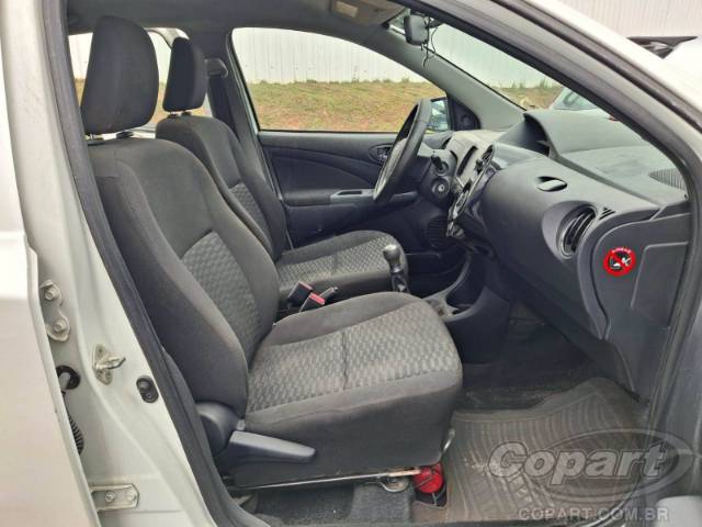 2016 TOYOTA ETIOS 