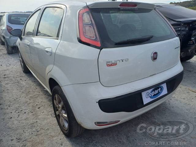 2016 FIAT PUNTO 