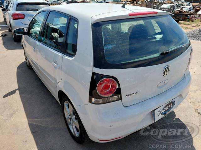 2014 VOLKSWAGEN POLO 