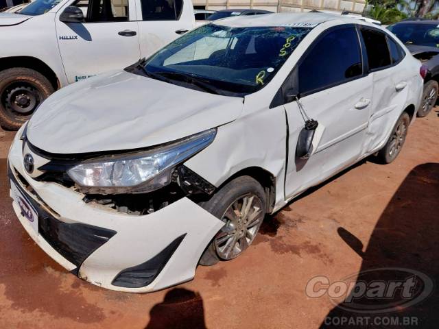 2021 TOYOTA YARIS SEDA 