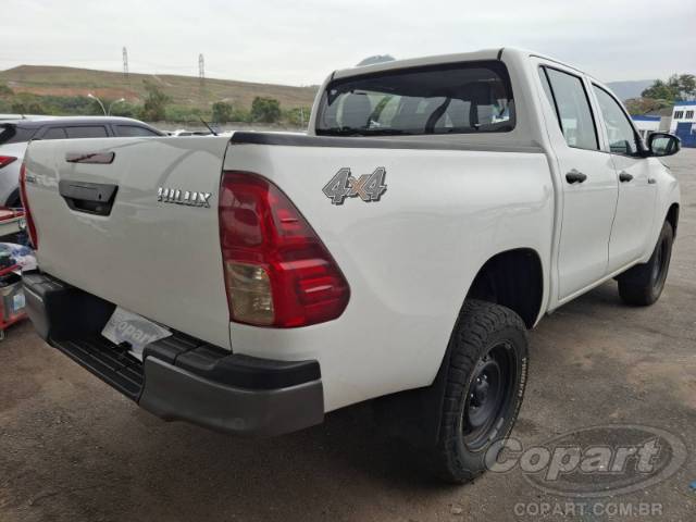 2023 TOYOTA HILUX CD 