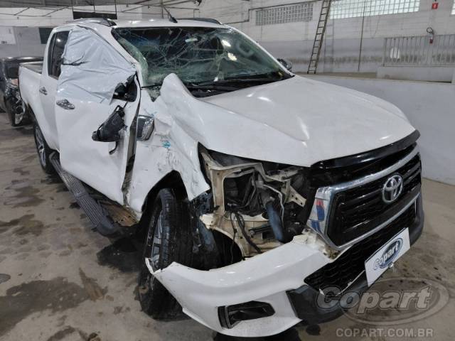 2019 TOYOTA HILUX CD 
