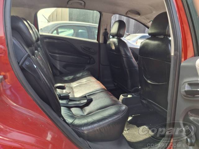 2013 FIAT PUNTO 