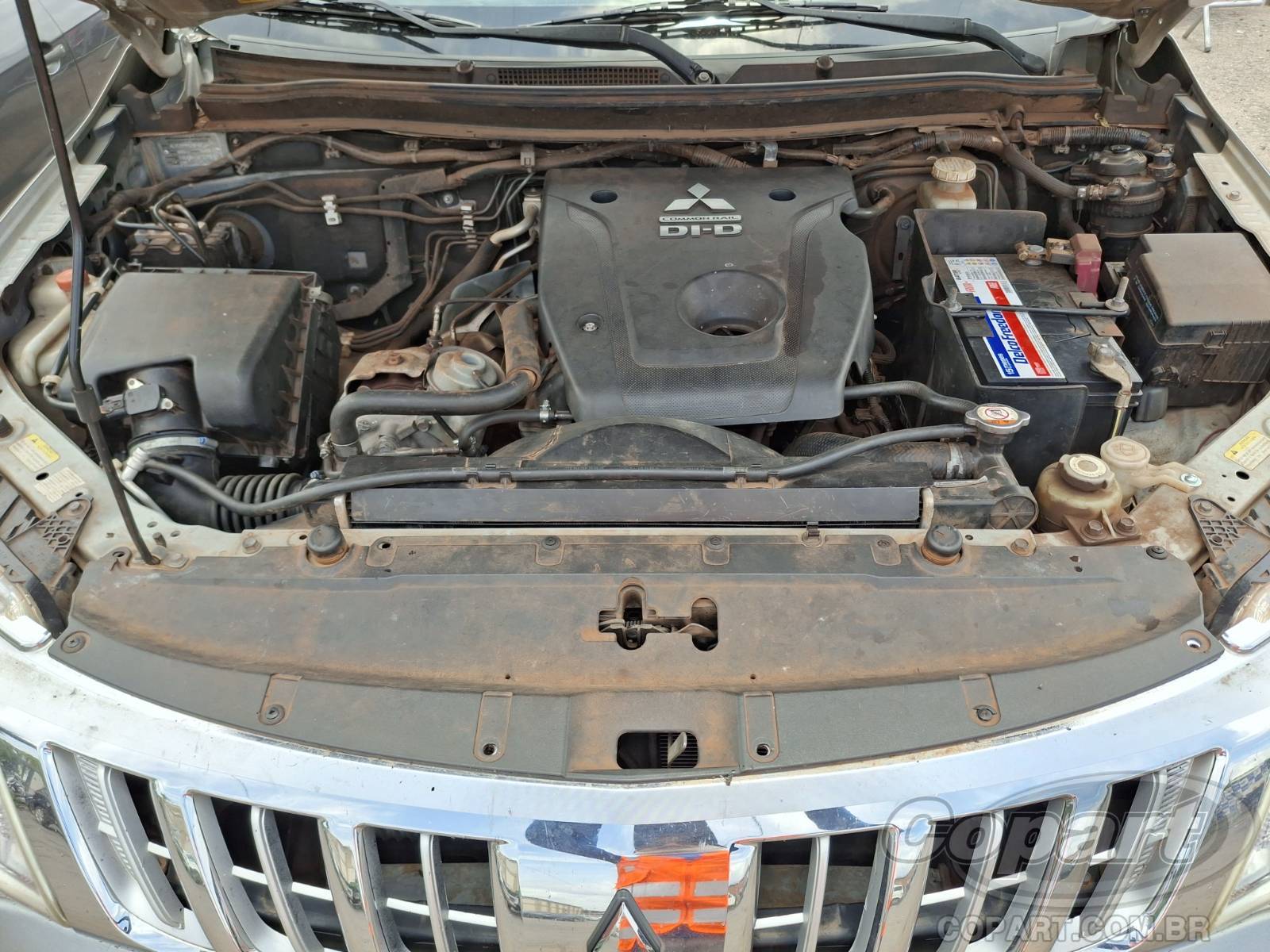 Foto 7 de 10: 2017 MITSUBISHI L200 TRITON SPORT