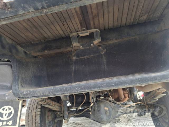 2024 TOYOTA HILUX CS 