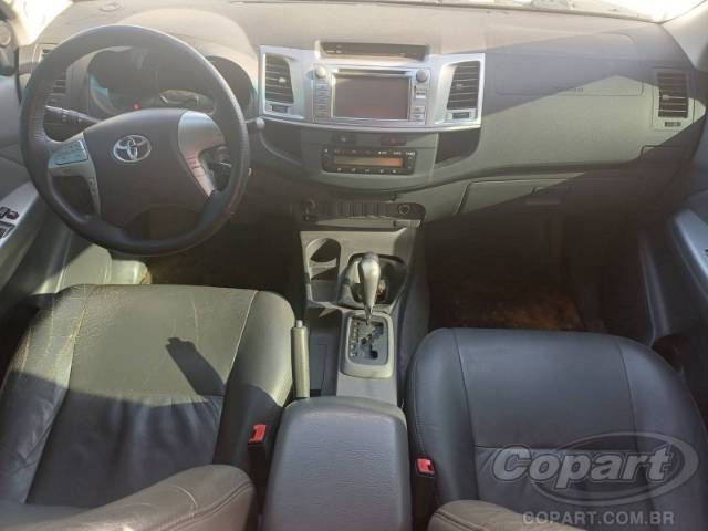 2012 TOYOTA HILUX CD 