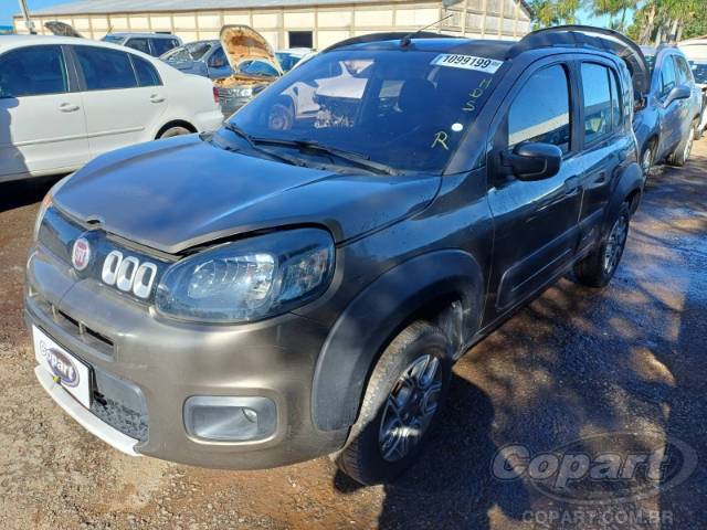 2015 FIAT UNO 