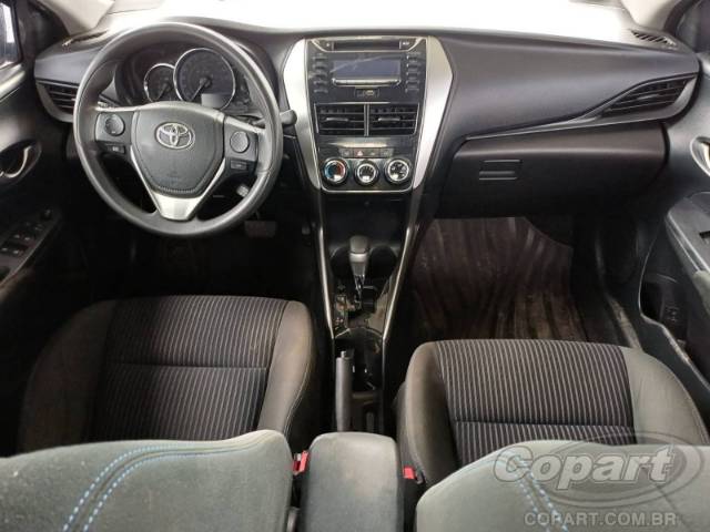 2019 TOYOTA YARIS SEDA 