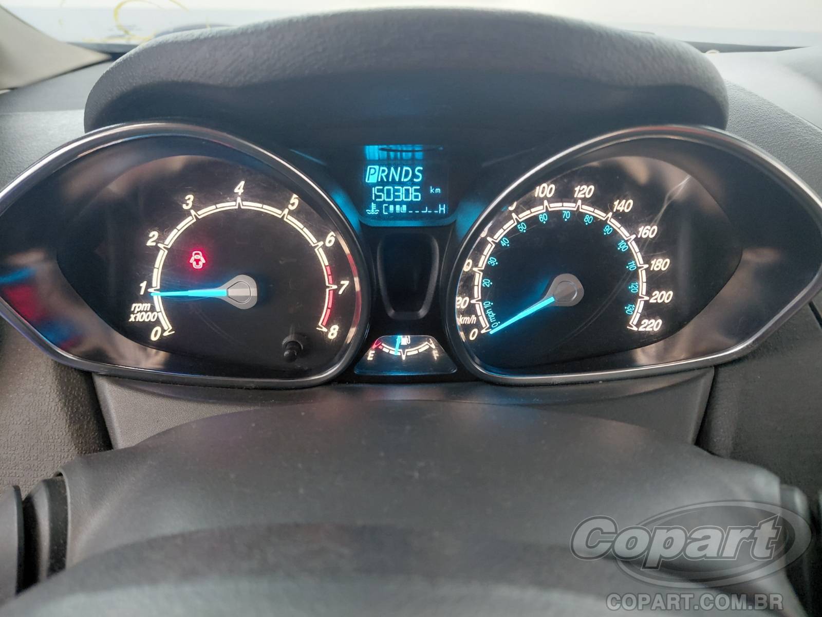 Foto 8 de 10: 2015 FORD FIESTA SEDAN