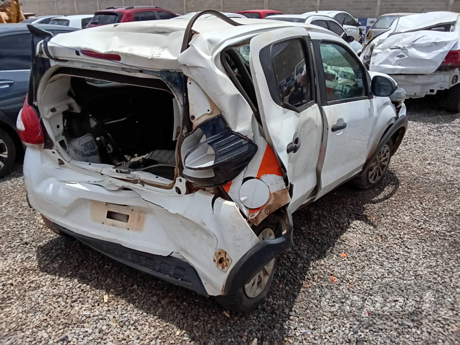 Foto 4: 2023 FIAT MOBI