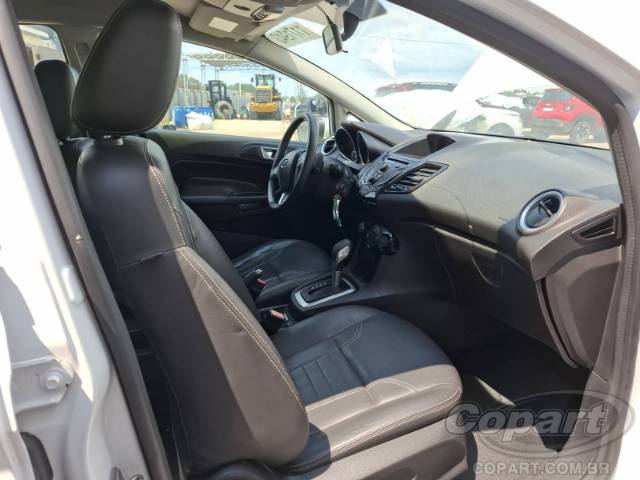 2015 FORD FIESTA 