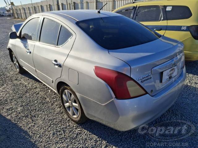 2014 NISSAN VERSA 