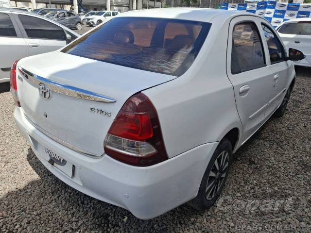 2016 TOYOTA ETIOS SEDA 