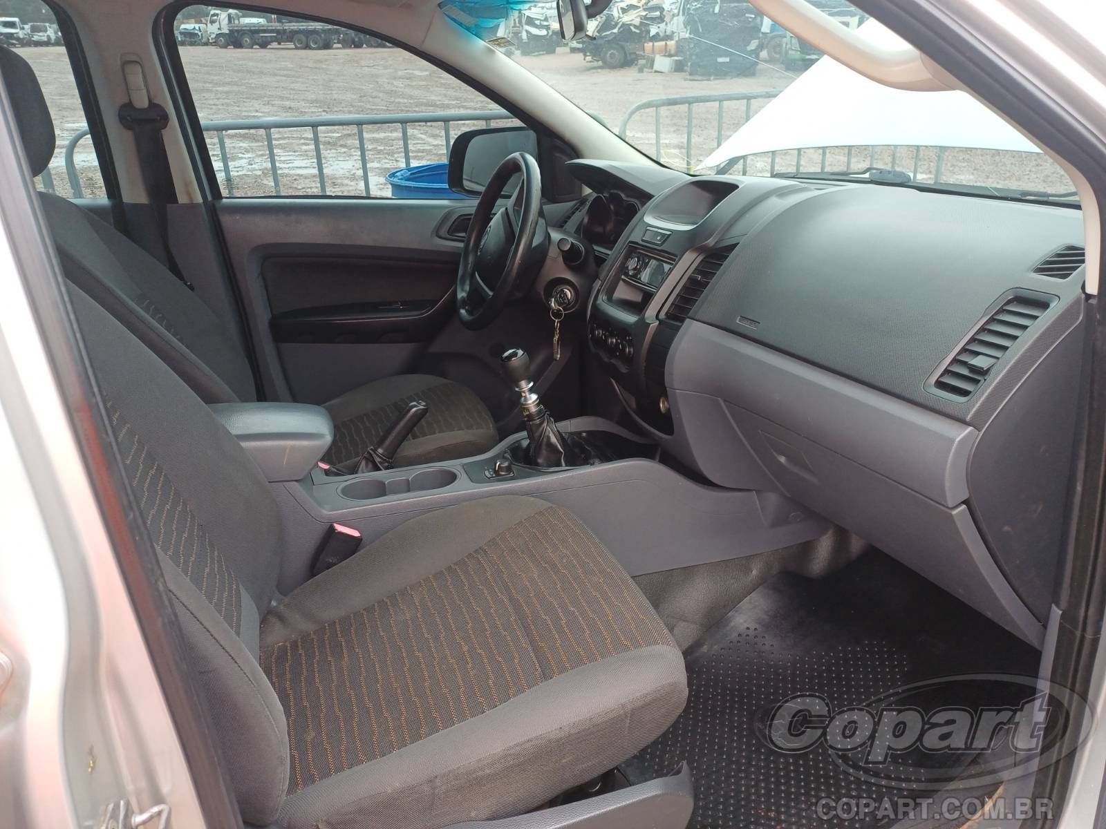 Foto 5: 2013 FORD RANGER CD