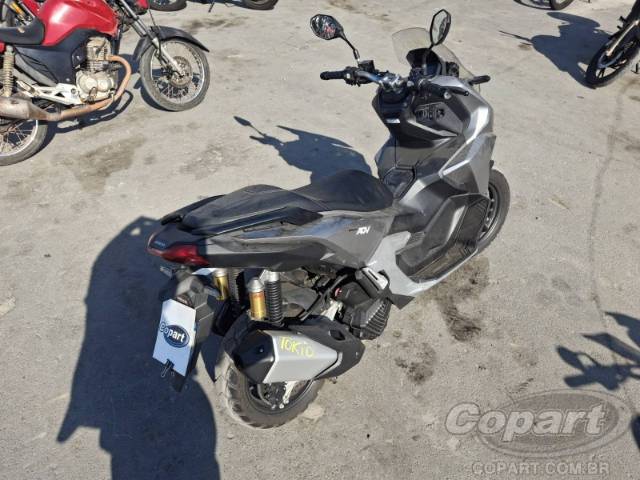 2025 HONDA ADV 