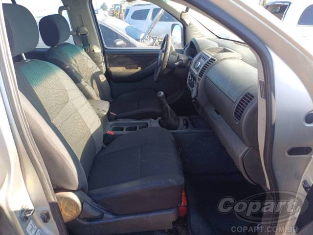 2015 NISSAN FRONTIER CD 