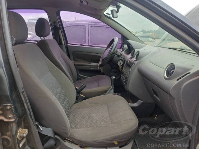 2007 FORD FIESTA SEDAN 