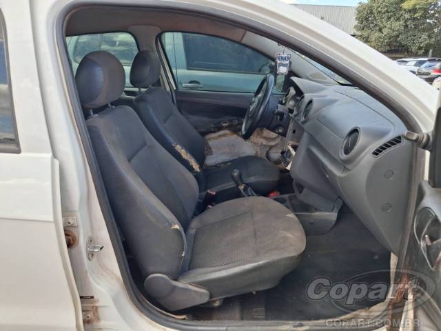 2016 VOLKSWAGEN GOL 