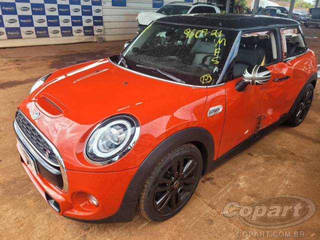 2019 MINI COOPER 