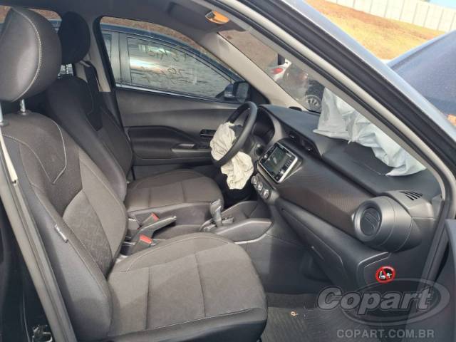 2025 NISSAN Kicks Play 