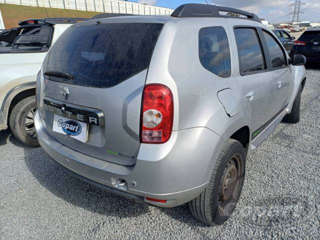 2015 RENAULT DUSTER 