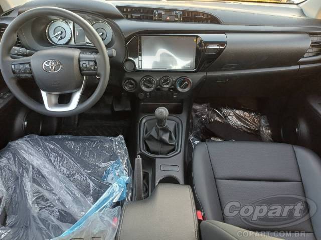 2025 TOYOTA HILUX CD 