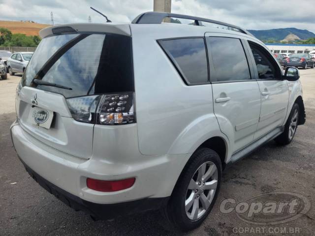 2012 MITSUBISHI OUTLANDER 