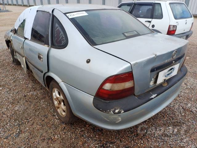 1998 CHEVROLET VECTRA 