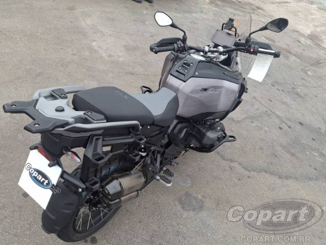 2026 BMW R 1300 