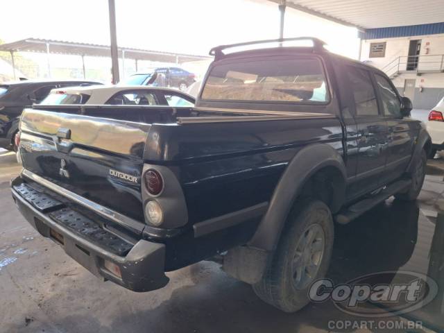 2011 MITSUBISHI L200 OUTDOOR CD 