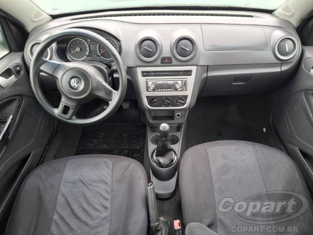2015 VOLKSWAGEN VOYAGE 